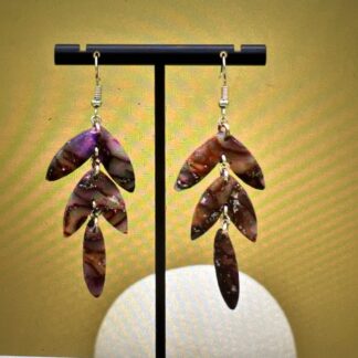 Nebula Dangle leaves